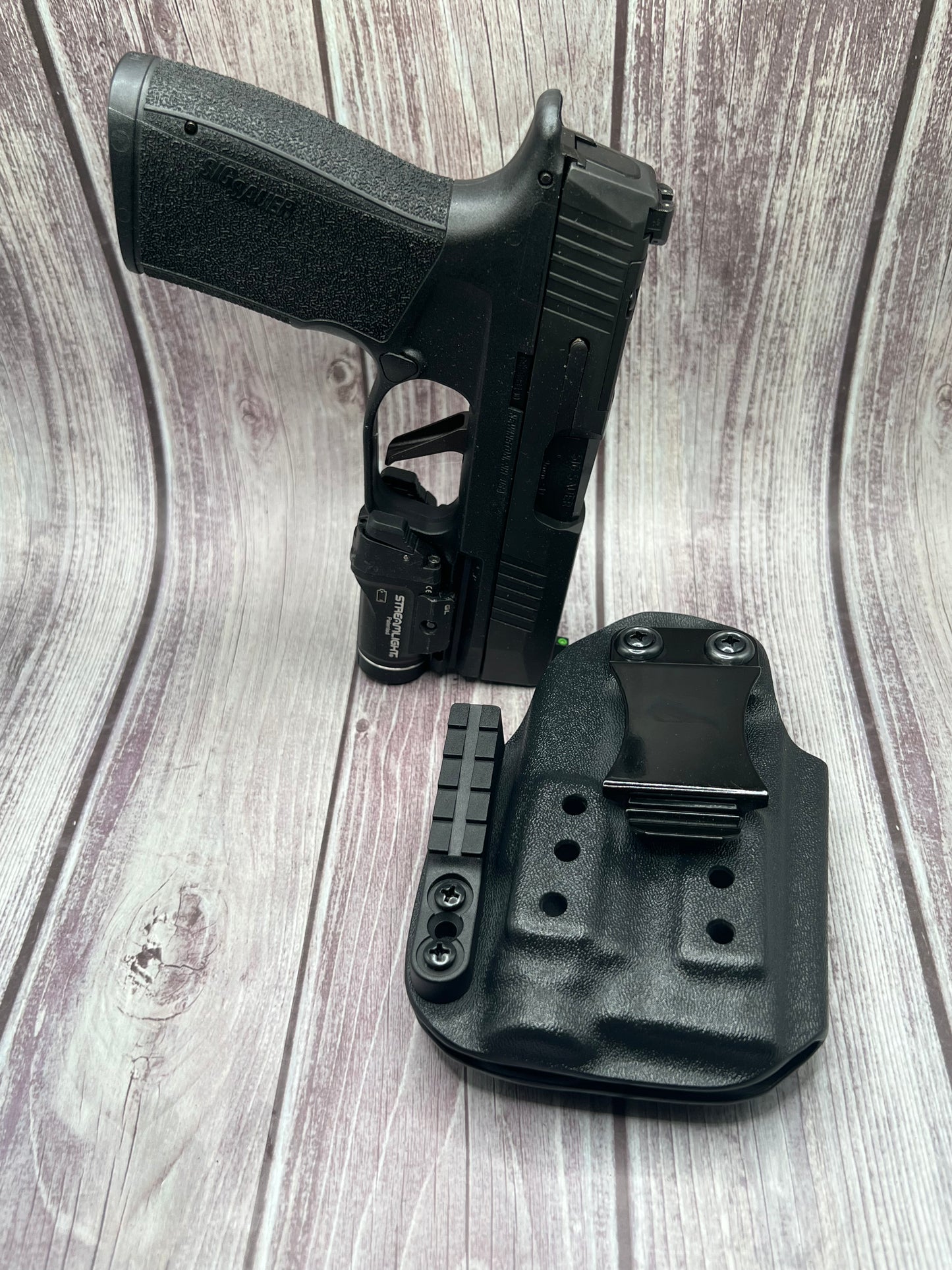 Sig sauer P365 X Macro  Light bearing IWB Holster