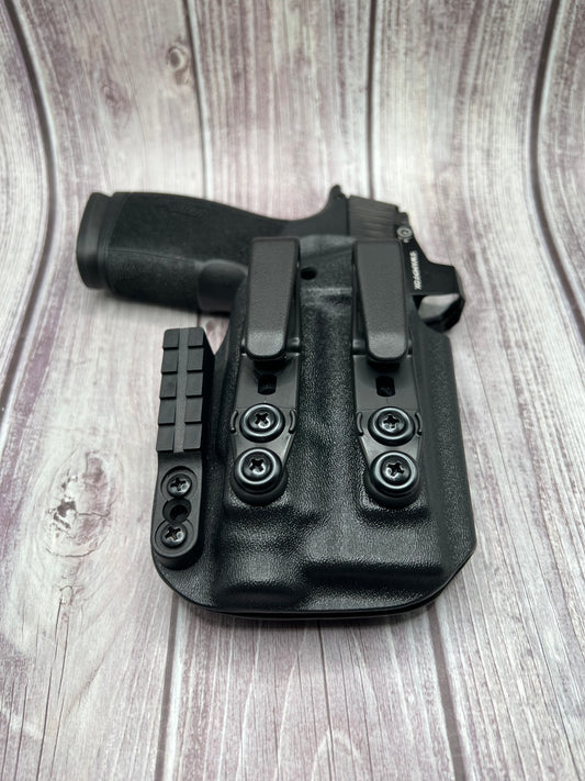 Sig sauer P365 X Macro Light bearing IWB Holster