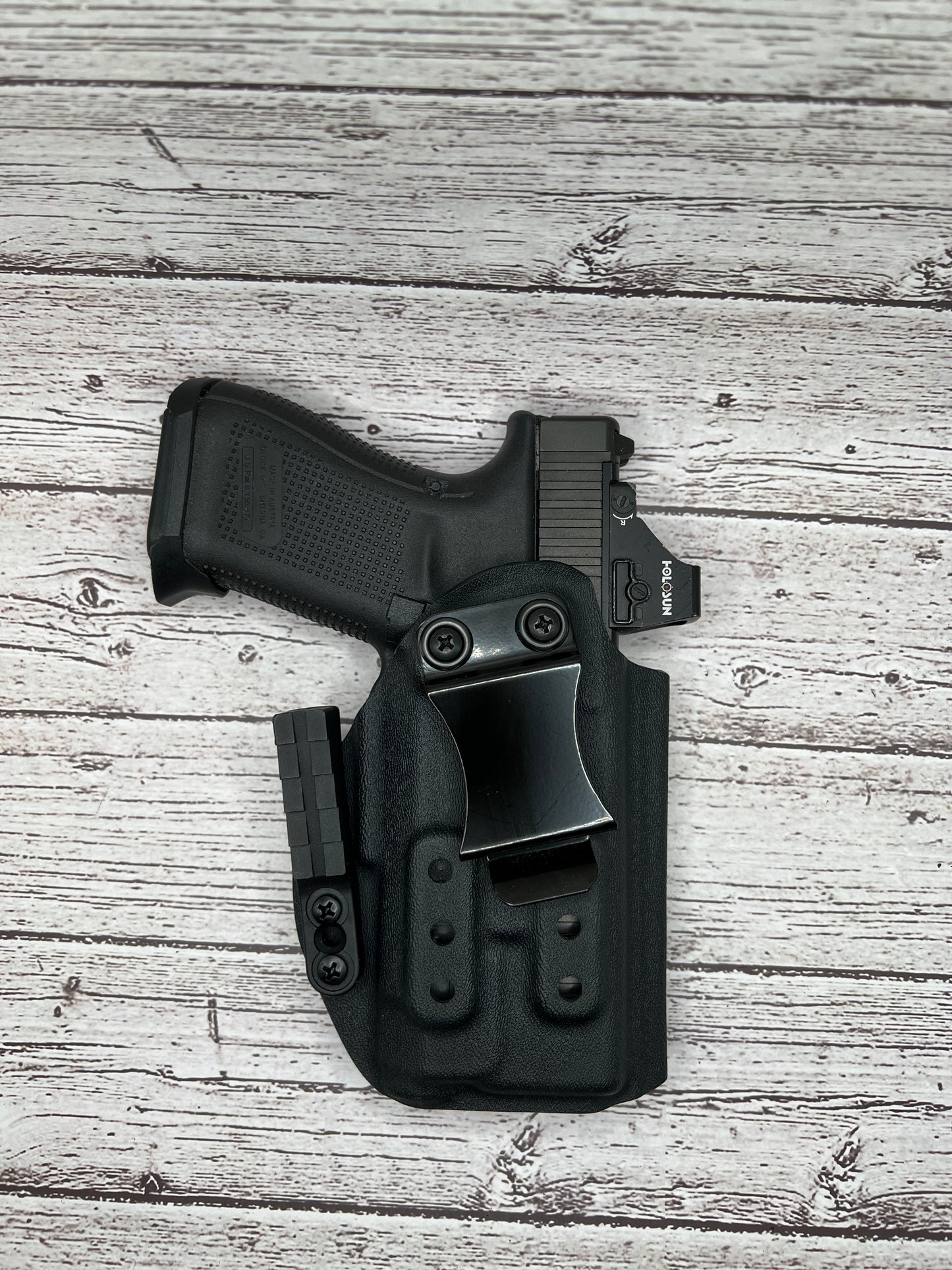 Light Bearing IWB Holster for Glock 19/19X/45 Pistol. Inforce APLc