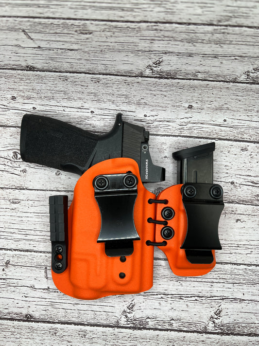 Sig sauer P365 FUSE AIWB Light bearing Holster