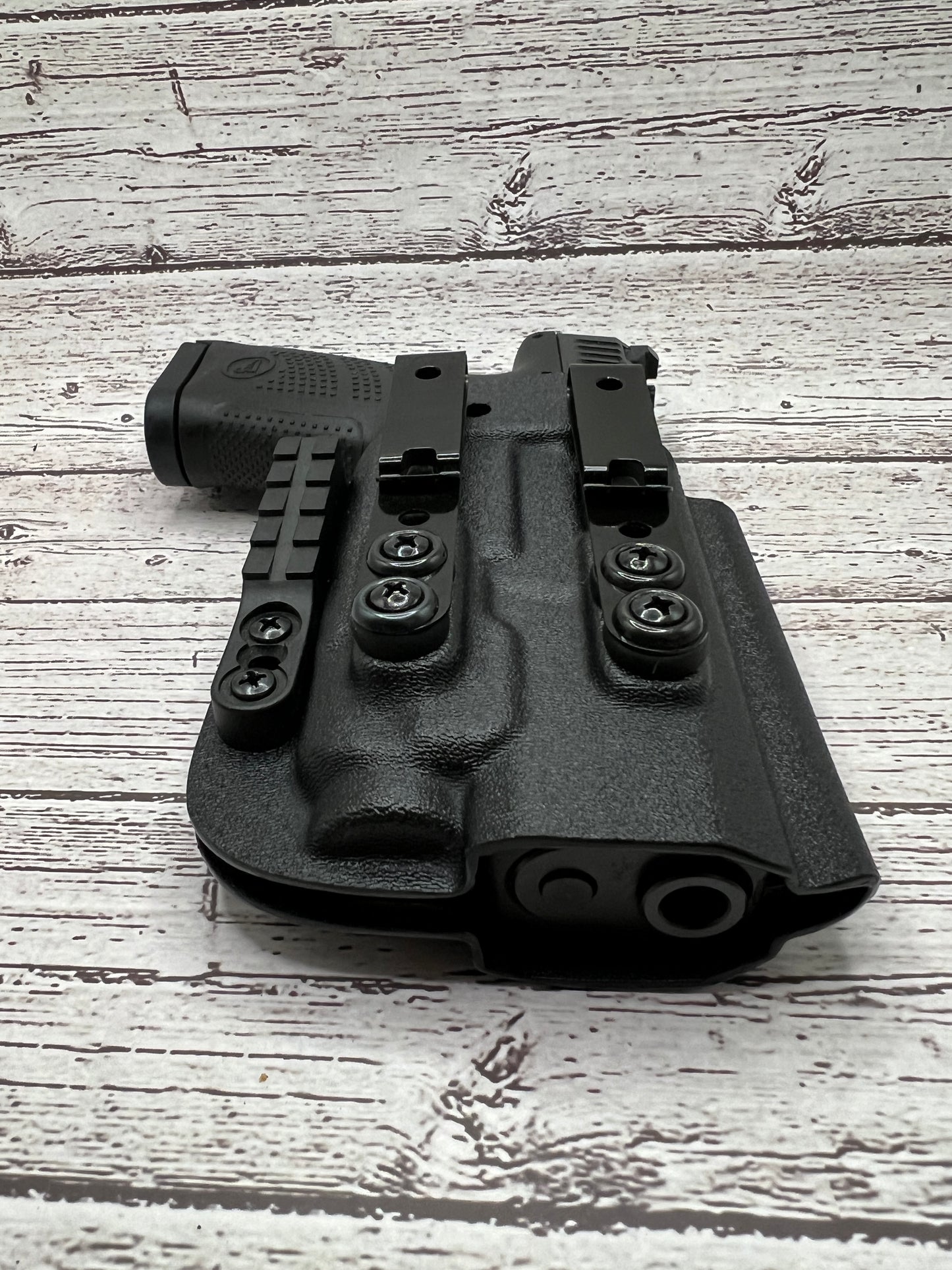 CZ P10C  IWB Light Bearing Holster