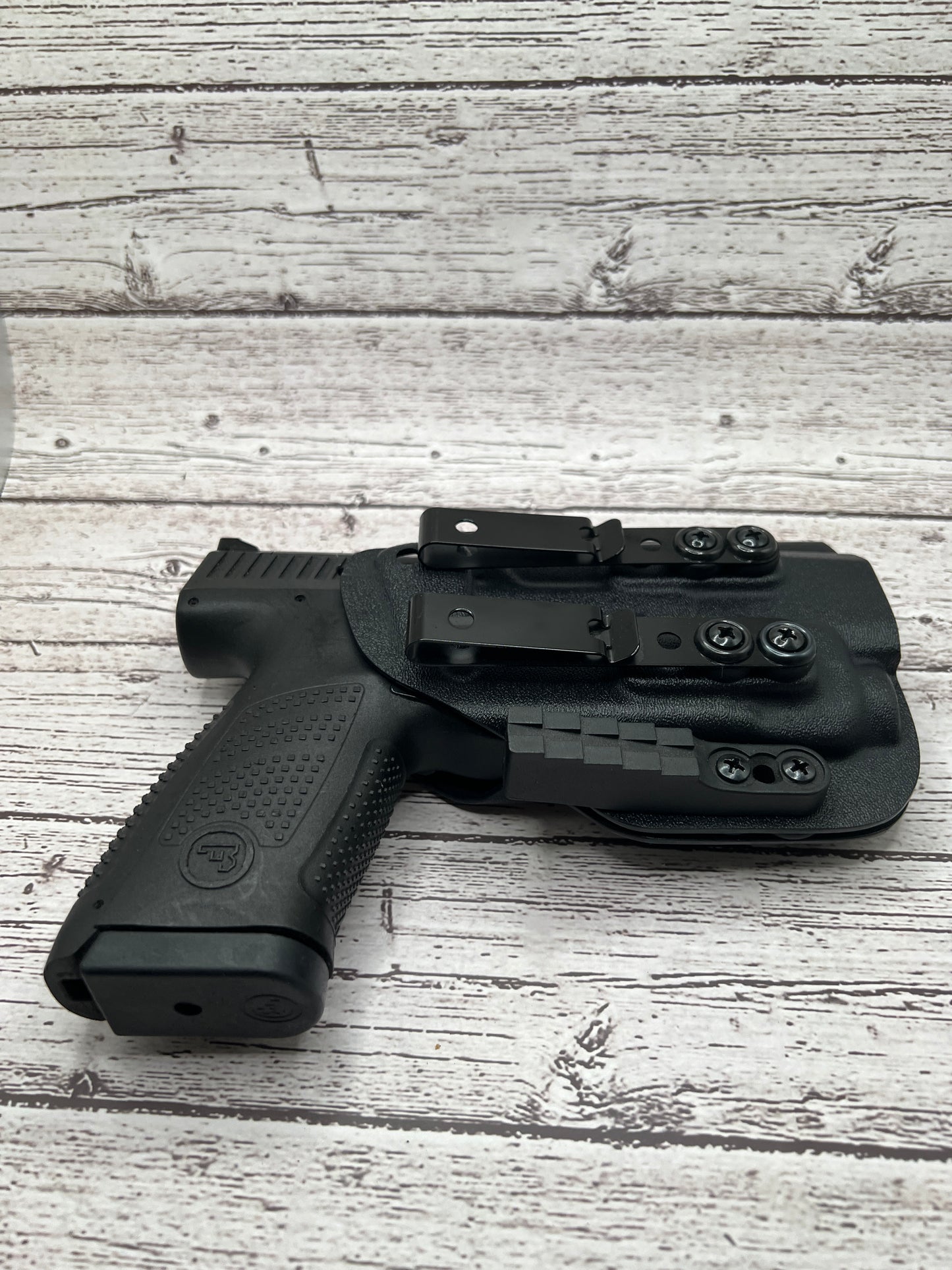CZ P10C  IWB Light Bearing Holster
