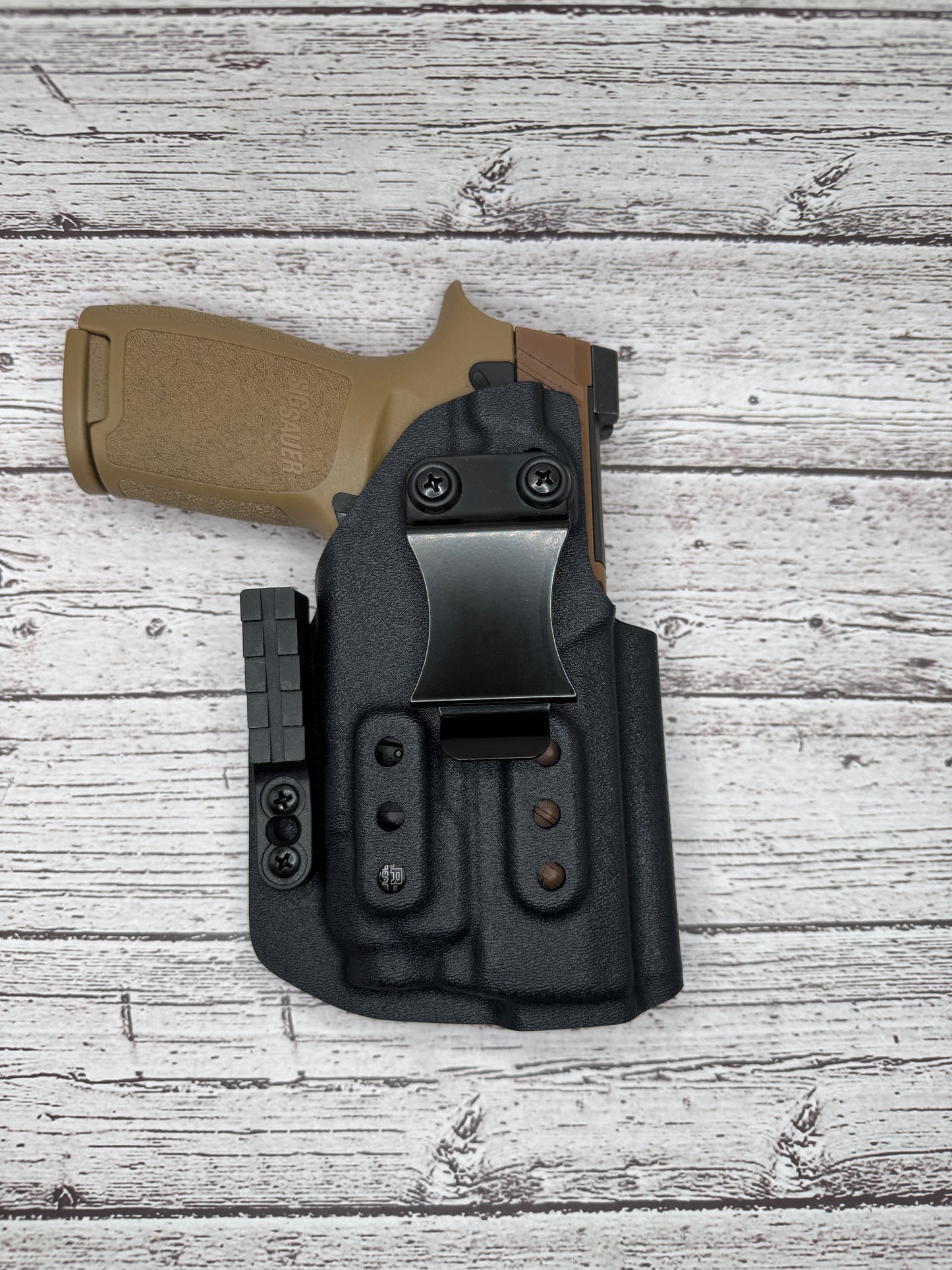 Sig Sauer P320 M18 IWB Light bearing Holster
