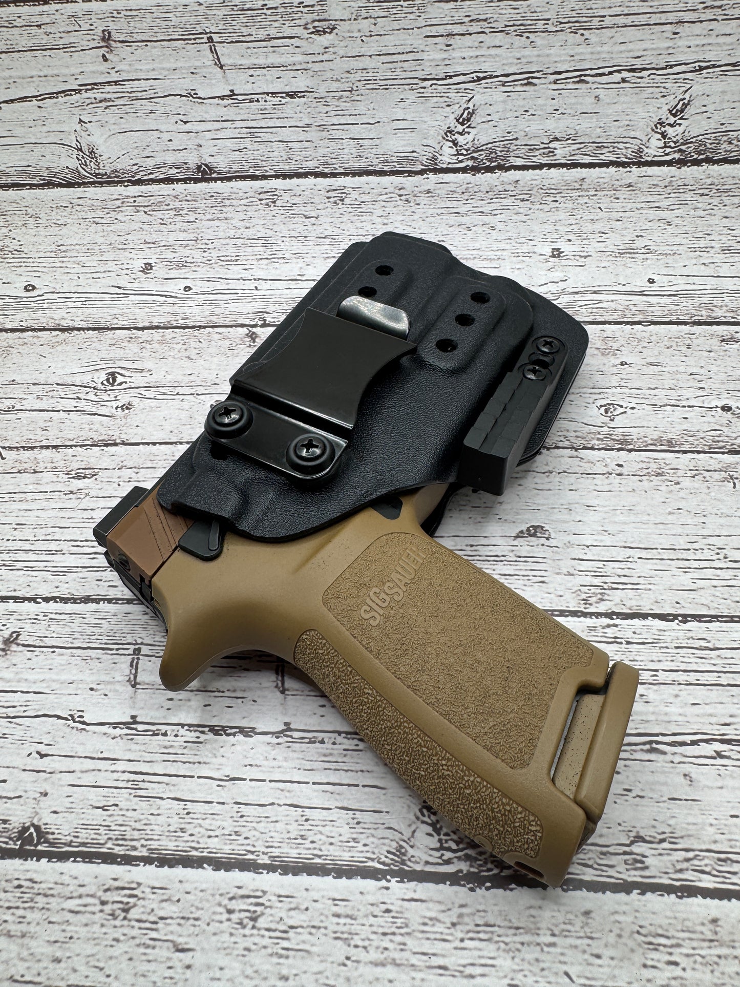 Sig Sauer P320 M18 IWB Light bearing Holster