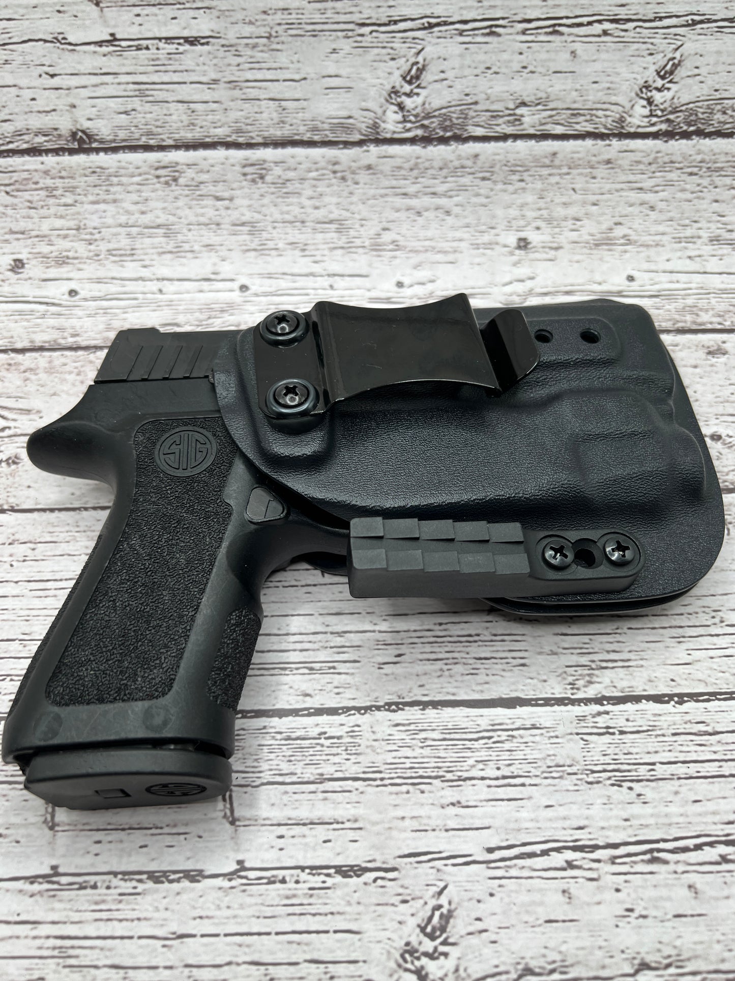 Sig Sauer P320 Compact Light bearing IWB Holster