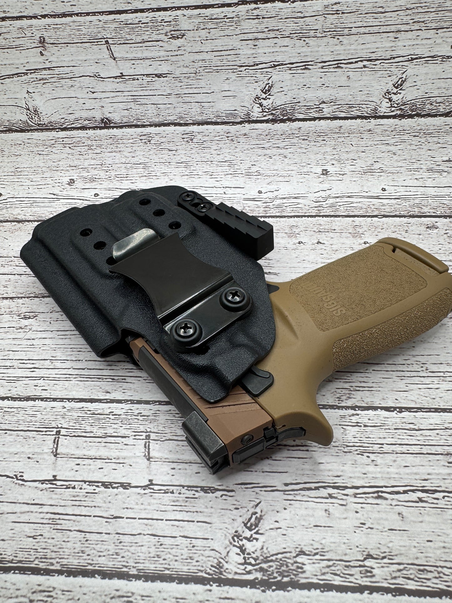 Sig Sauer P320 M18 IWB Light bearing  Holster